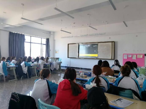 科信职业技术学院学前教育学院组织观看《党史故事100讲》活动